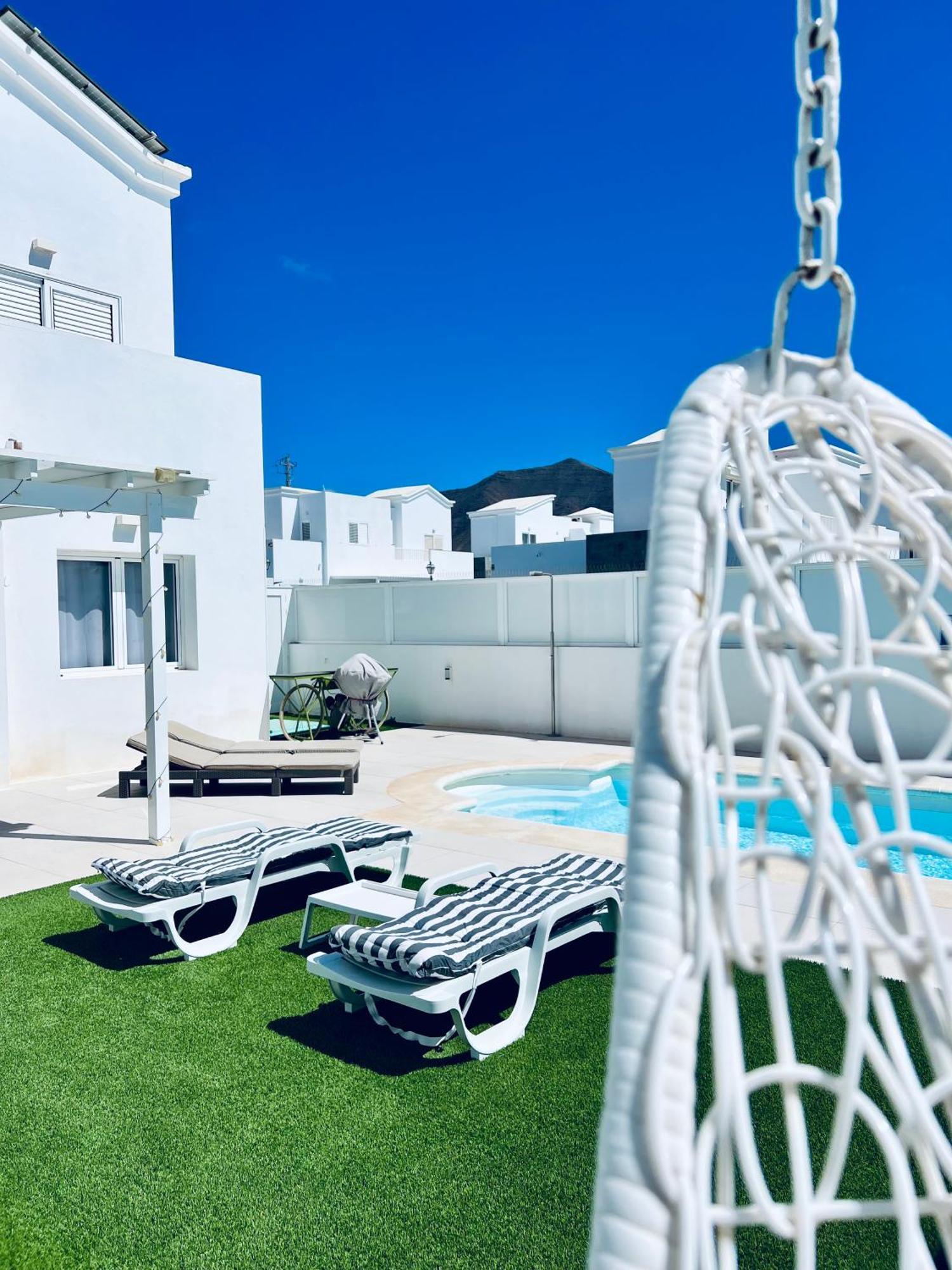 Lovely Villa Sanmar, Heated Pool Playa Blanca  Exterior photo